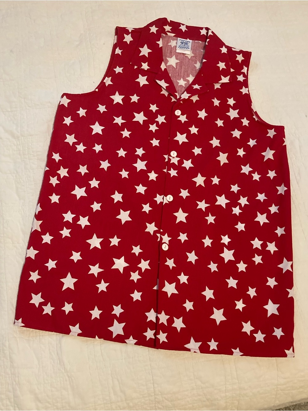 Kelly's Kids Red Star Print Sleeveless Button-Front Womens Top Size M, EUC